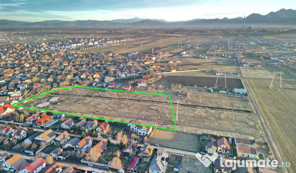 Teren intravilan cu autorizatie de construire