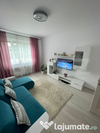 Garsoniera spatioasa zarnesti , stare impecabila .