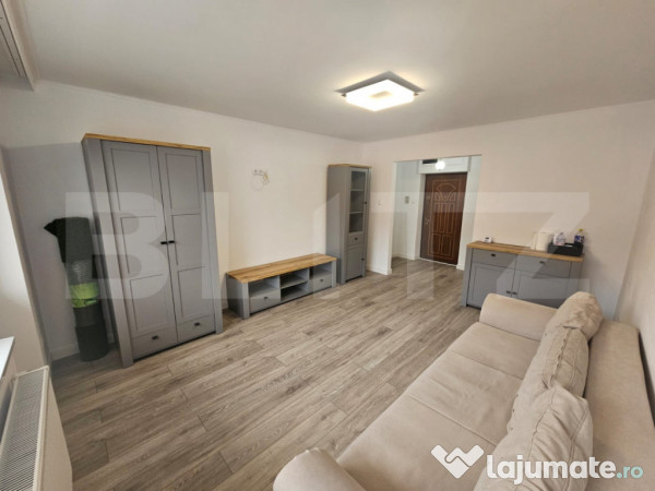 Apartament cu 2 camere, decomandat, 56 mp, zona centrala, bl