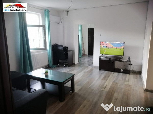 Apartament cu 2 camere în zona Victoriei