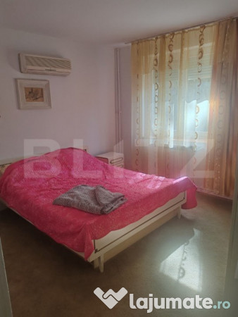 Apartament de inchiriat, 3 camere, 70 mp, zona Ultracentrala