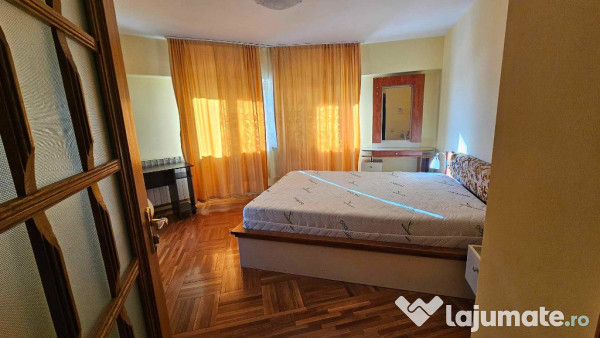 Apartament 3 camere INDEPENDENTEI FUNDATIE