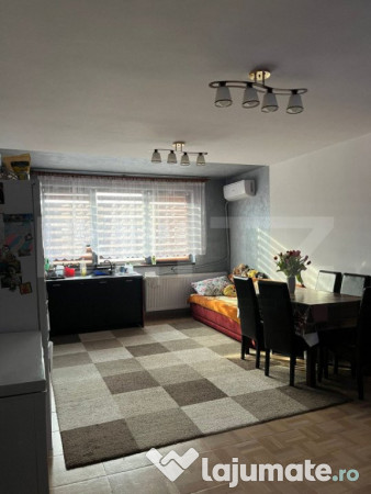 Apartament de 2 camere, mobilat, 50mp, parcare, zona Eroilor