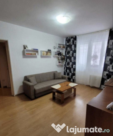 2 camere semidecomandat, 2/4, Apusului, Str. Floarea Roșie