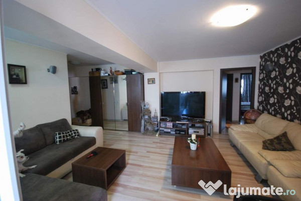 Apartament 5 camere decomandat 120mp obregia, bloc 1980 p...