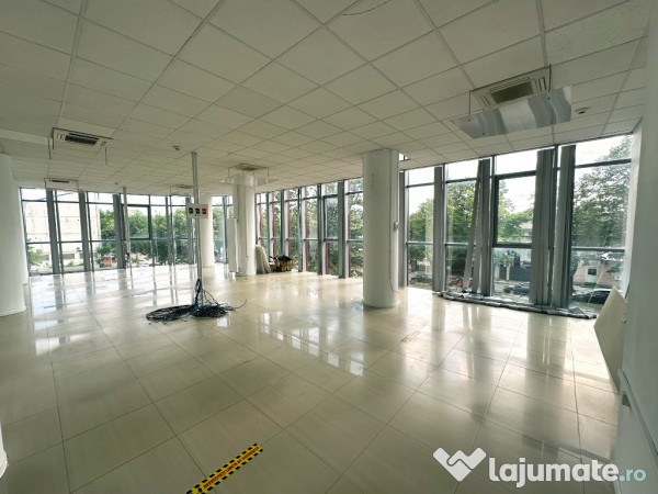Spațiu comercial 35mp de închiriat galați g. coșbuc locație excelentă