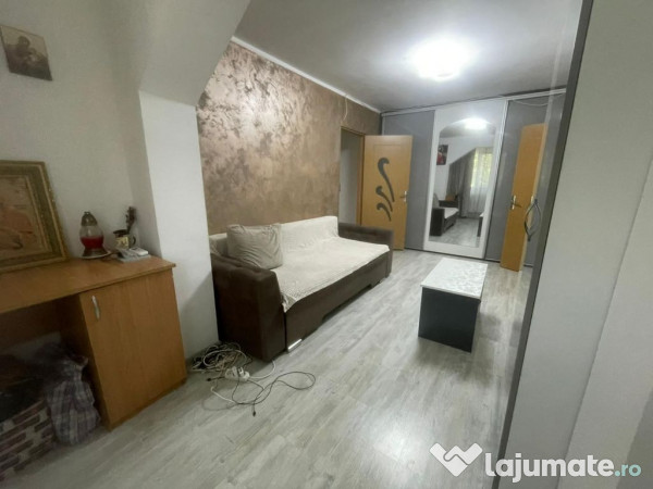 Exclusivitate apartament 2 camere semidecomandat