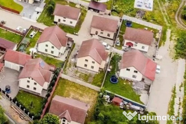 Casă modernă, 3 dormitoare, birou 135, mp utili, teren 423