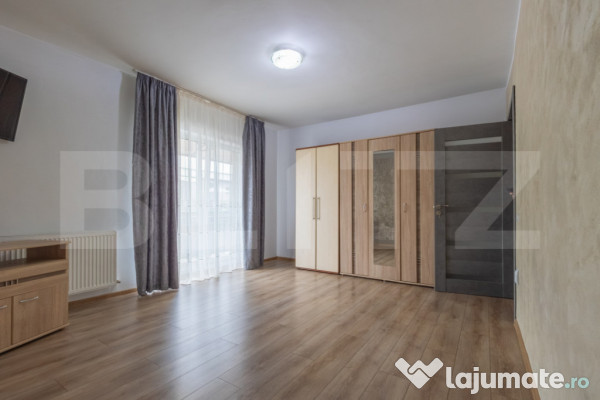 Apartament 2 camere,etaj 3 din 3,zona eroilor, cu parcare in