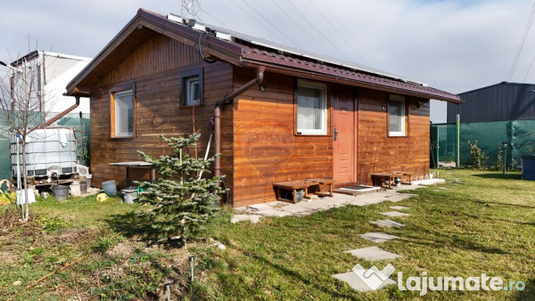 Casă cu grădină amenajată | oază privată de relaxar...