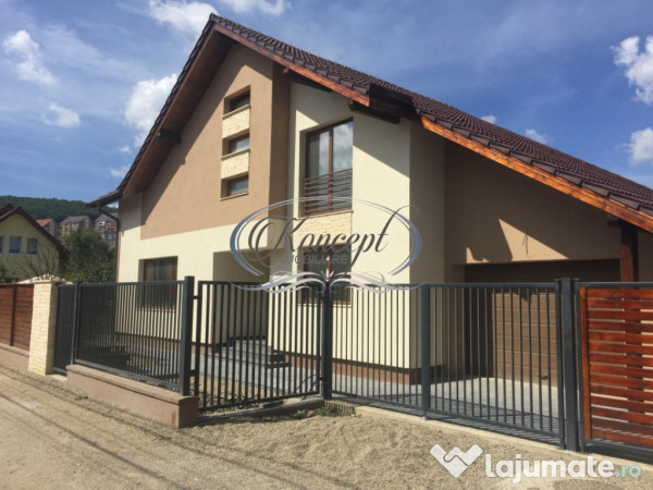 Casa spatioasa cu gradina privata aproape de strada campului