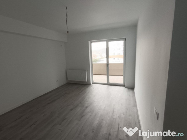 APARTAMENT 2 CAMERE, DECOMANDAT,ETAJUL 1, BLOC CU DOUA LIFTU