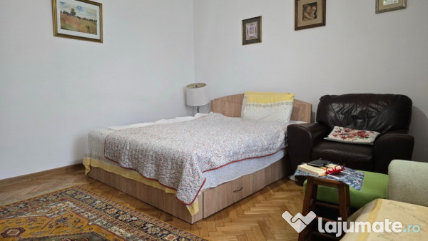 Apartament una camere in deva, zona piata centrala, parter