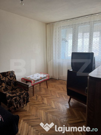 Apartament 3 camere, 67 mp, decomandat, zona Nicolae Balcesc