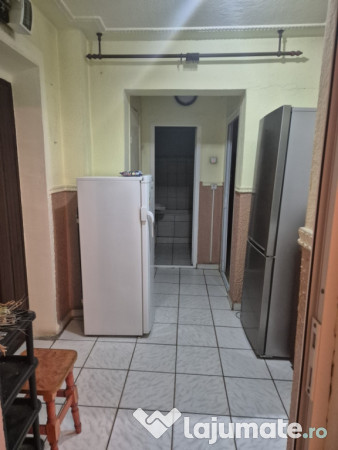 Apartament 2 camere, vest