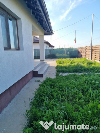 Săbăreni, casă nouă 3 camere + dependințe, mobilată...