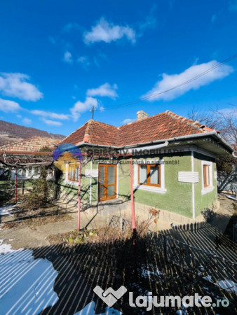 Casa de vanzare piatra neamt, strada darmanesti