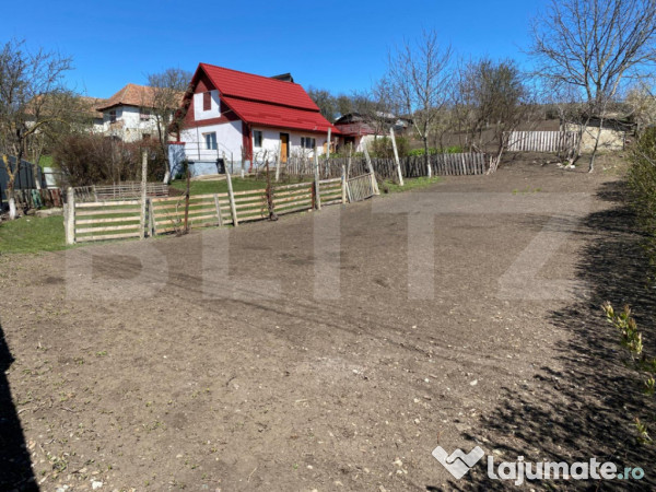 Oferta! casa renovabila/demolabila, 1800mp teren