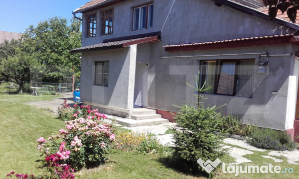 Casă cu etaj de vânzare în ghimbav, brașov – zonă li