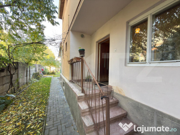 Casă de vânzare, 125 mp utili, zonă semicentrală