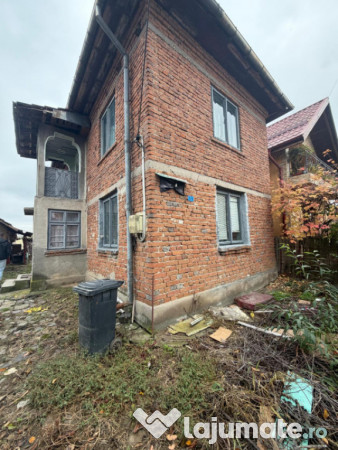 Casa/vila 70mp langa blocuri din caramida , 270mp teren, fil