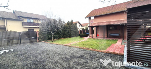 Casă individuală cu 5 camere, foișor și curte complet am
